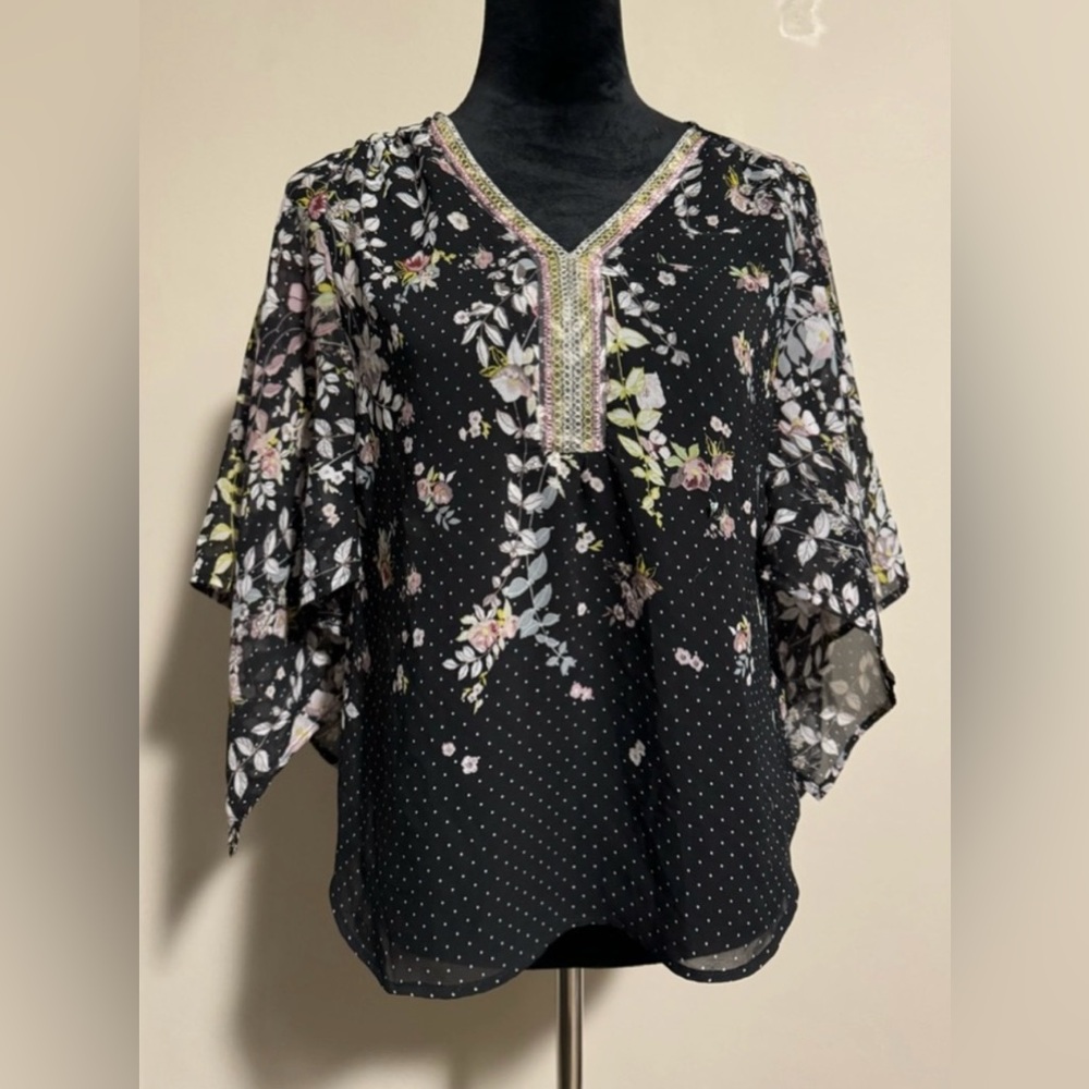 NWOT Zac & Rachel Petite Floral lightweight sheer black polka dot kimono size PS